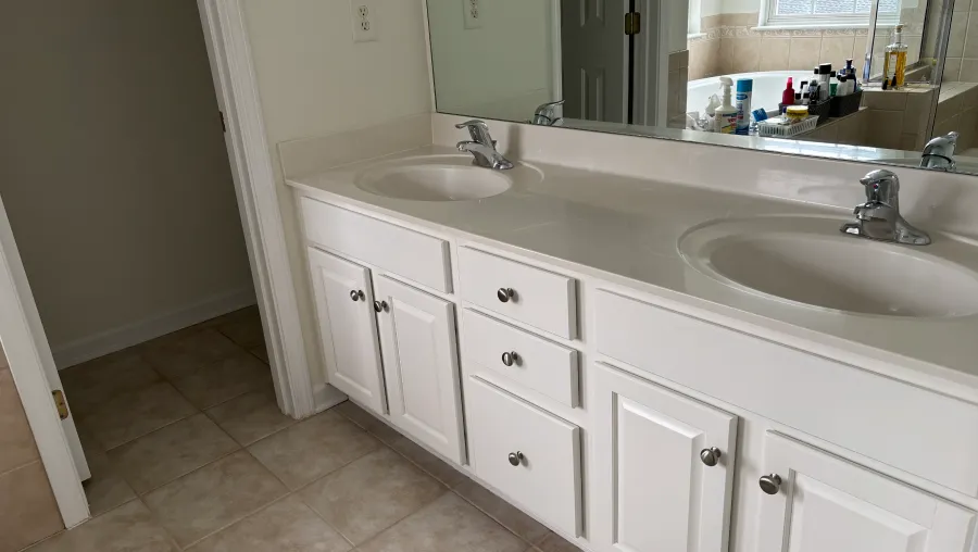Cabinet Refinishing Services